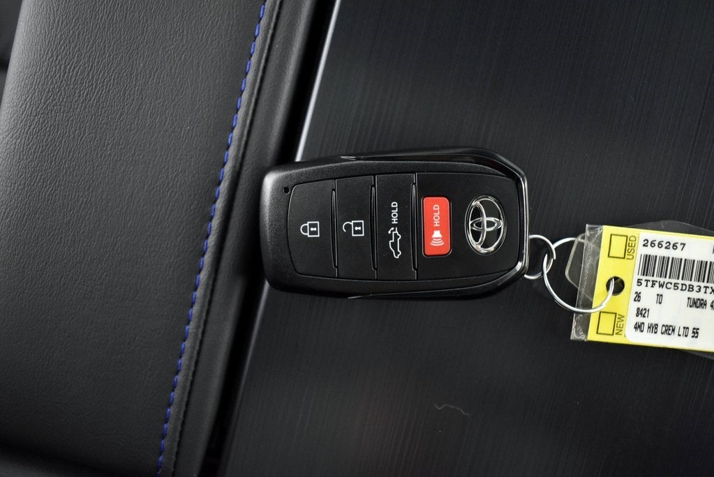 2025 Toyota Tundra i-FORCE MAX Tundra Platinum