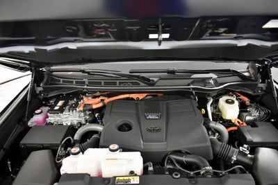 2025 Toyota Tundra i-FORCE MAX Tundra Platinum