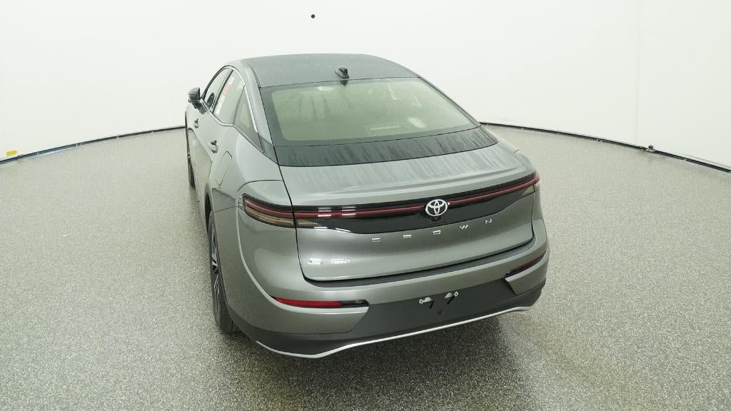 2026 Toyota Toyota Crown XLE