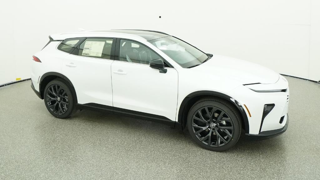 2025 Toyota Toyota Crown Signia Limited