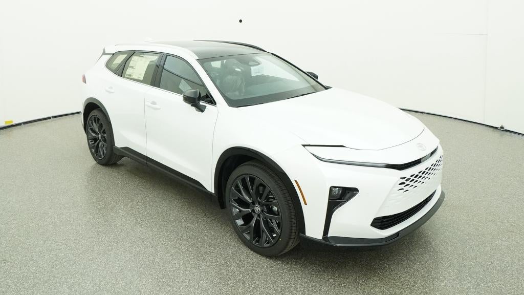 2025 Toyota Toyota Crown Signia Limited