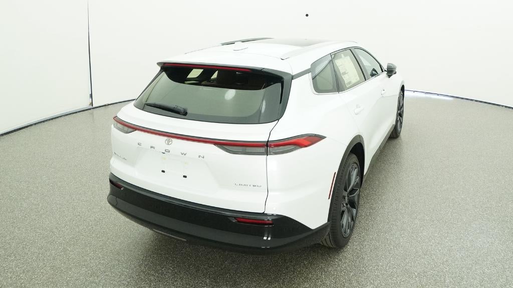 2025 Toyota Toyota Crown Signia Limited