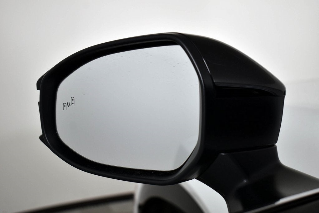 2025 Toyota Toyota Crown Signia XLE