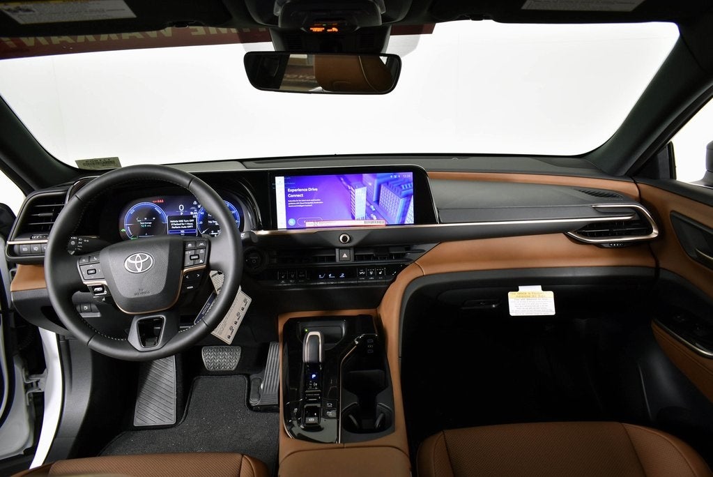 2025 Toyota Toyota Crown Signia XLE