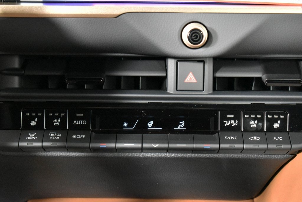 2025 Toyota Toyota Crown Signia XLE