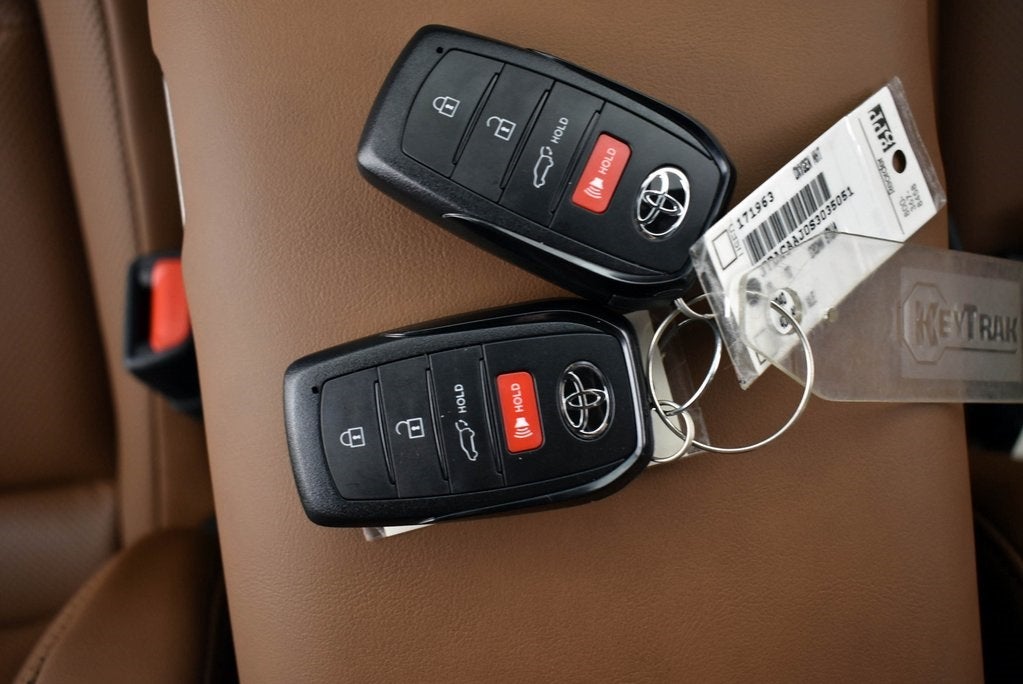 2025 Toyota Toyota Crown Signia XLE