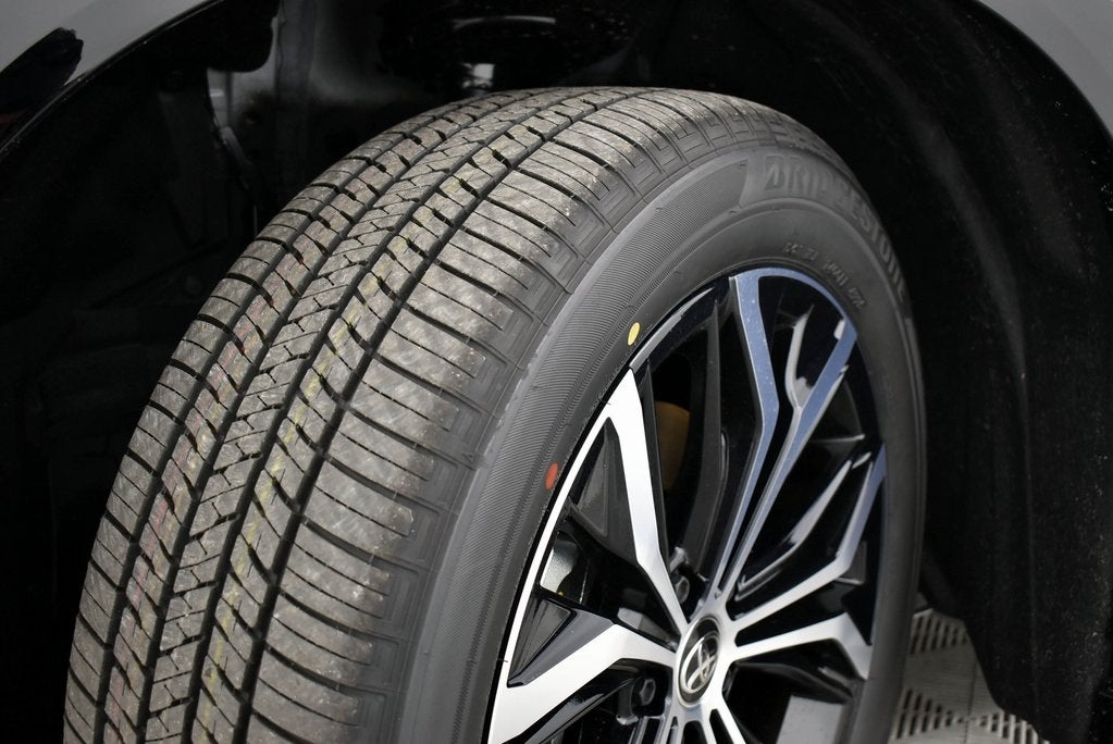 2025 Toyota Toyota Crown Signia XLE