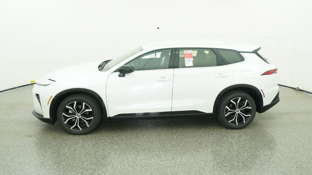 2025 Toyota Toyota Crown Signia XLE