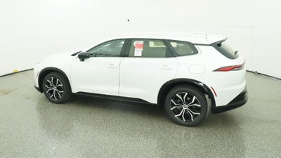 2025 Toyota Toyota Crown Signia XLE