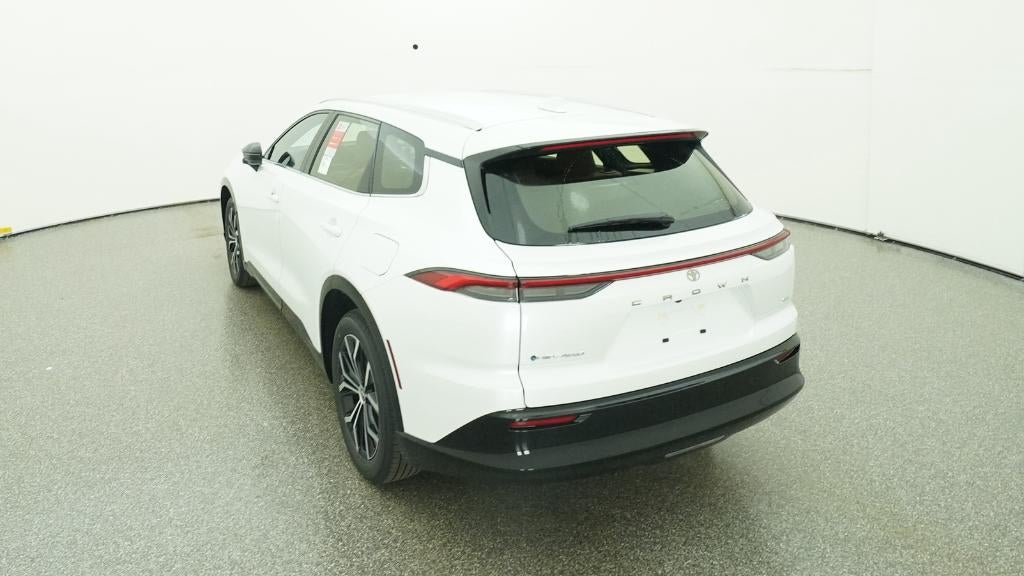 2025 Toyota Toyota Crown Signia XLE