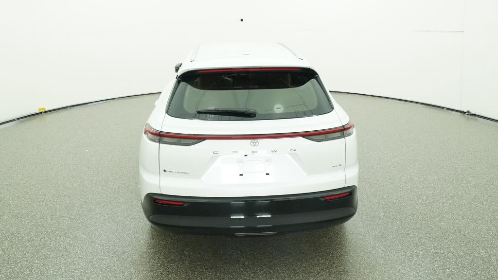 2025 Toyota Toyota Crown Signia XLE