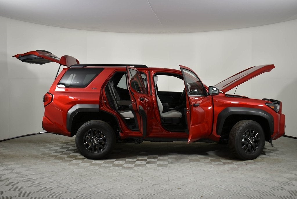 2025 Toyota 4Runner SR5