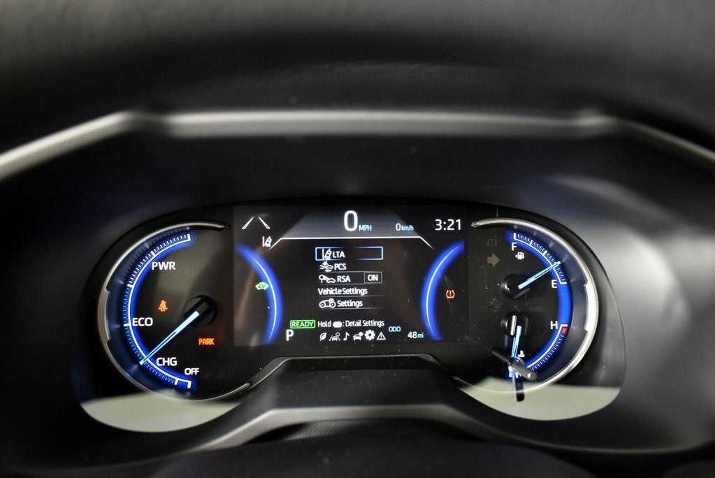 2025 Toyota RAV4 Hybrid LE