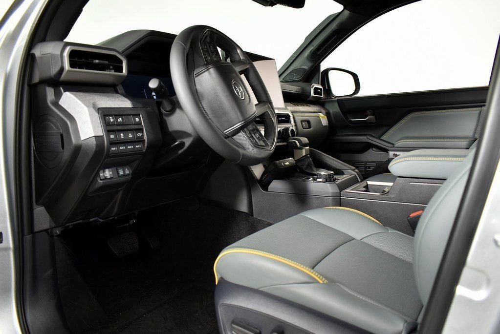 2025 Toyota Tacoma i-FORCE MAX Tacoma Trailhunter