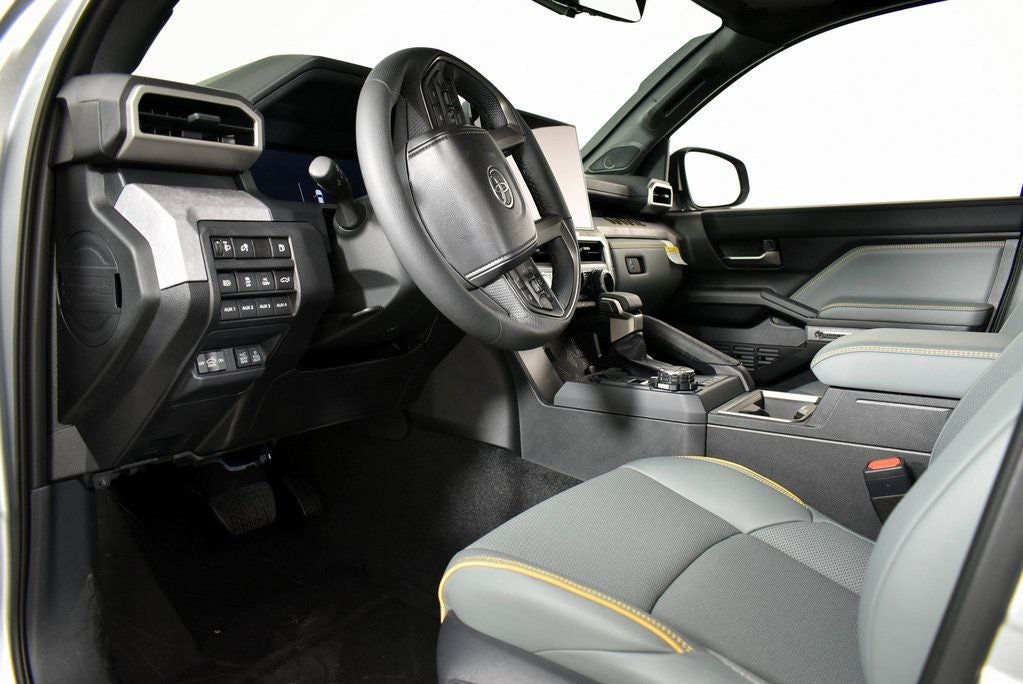 2025 Toyota Tacoma i-FORCE MAX Tacoma Trailhunter