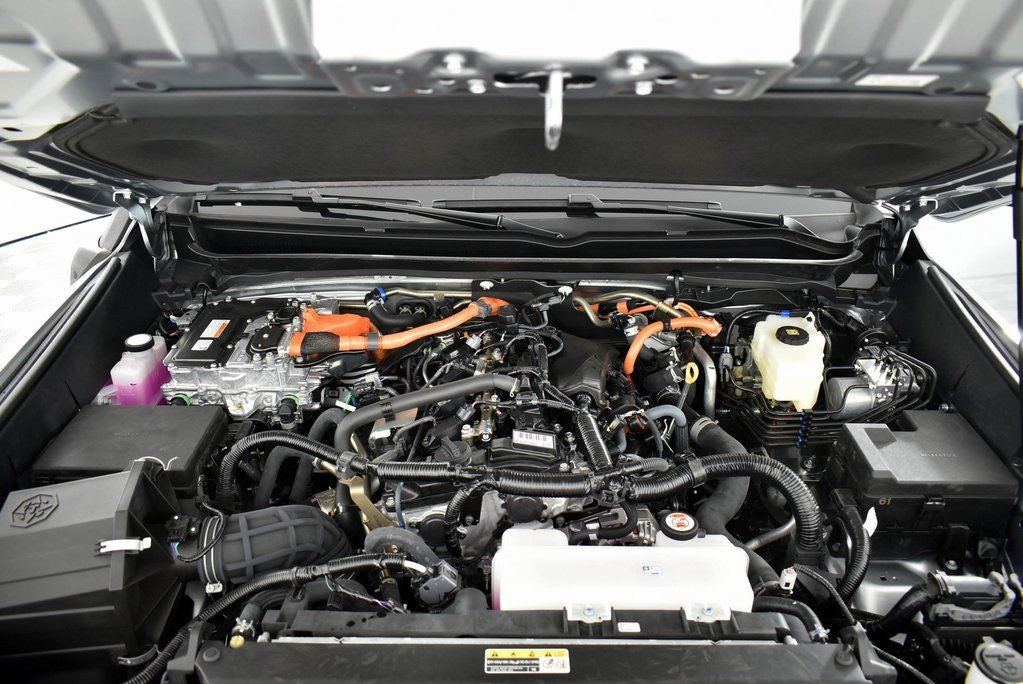 2025 Toyota Tacoma i-FORCE MAX Tacoma Trailhunter