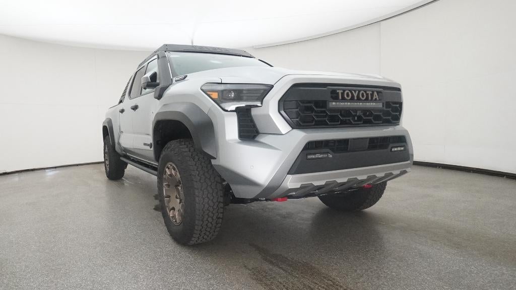 2025 Toyota Tacoma i-FORCE MAX Tacoma Trailhunter