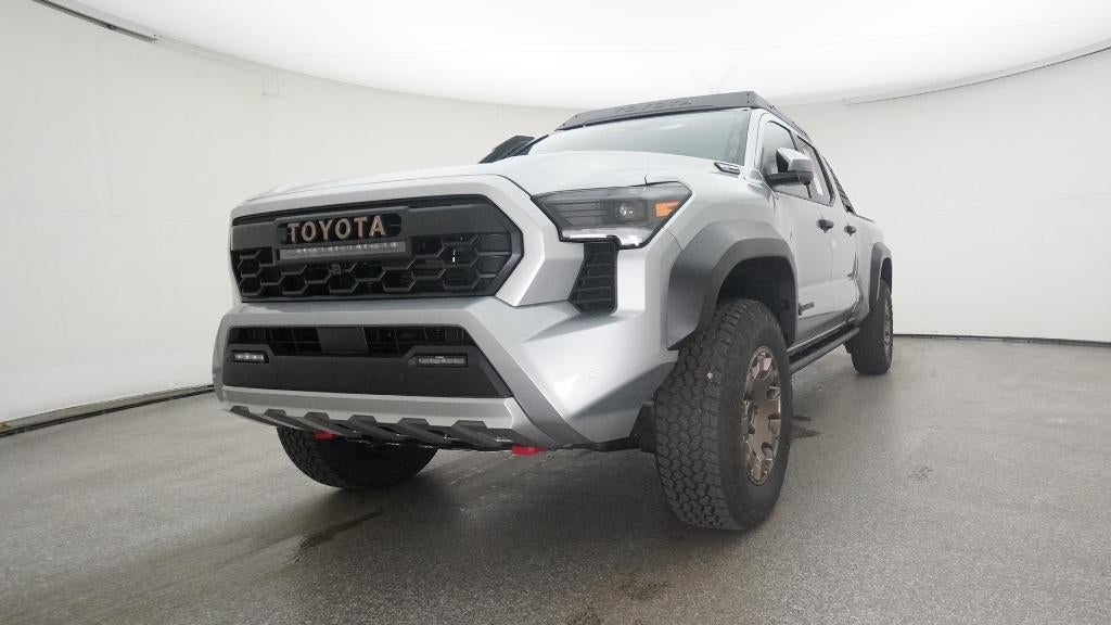 2025 Toyota Tacoma i-FORCE MAX Tacoma Trailhunter