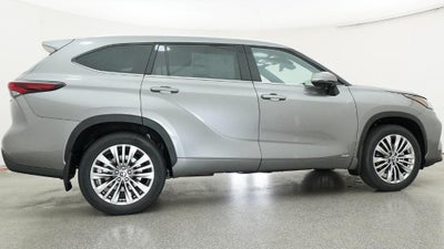 2026 Toyota Highlander Hybrid Platinum