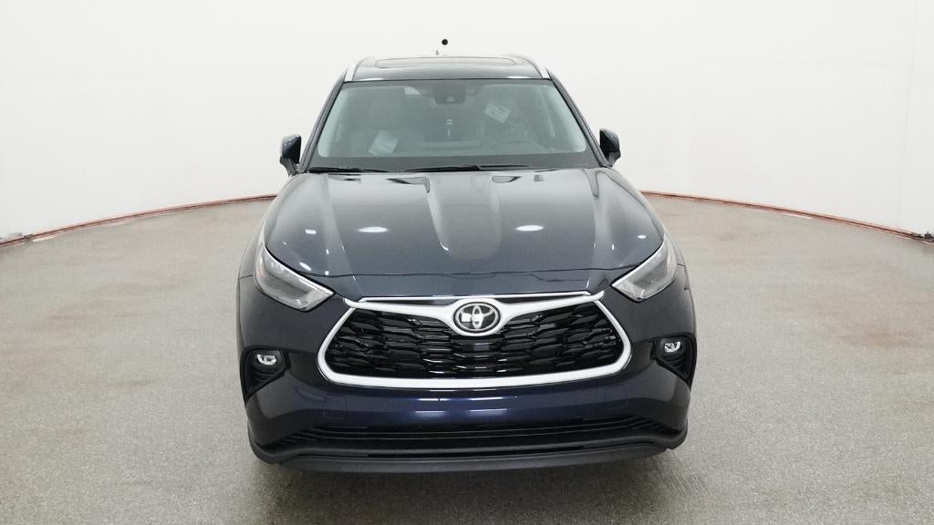 2026 Toyota Highlander Hybrid XLE