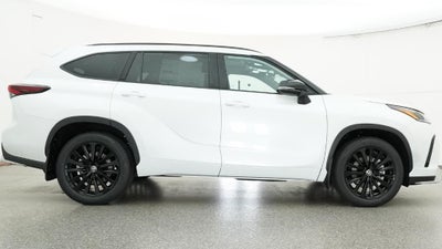2026 Toyota Highlander XSE