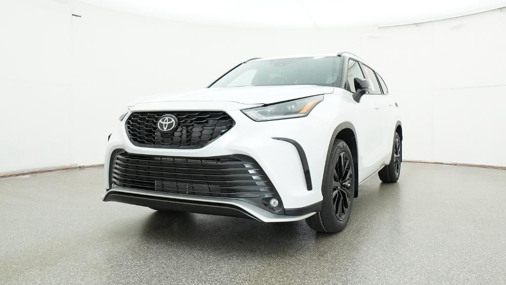 2026 Toyota Highlander XSE