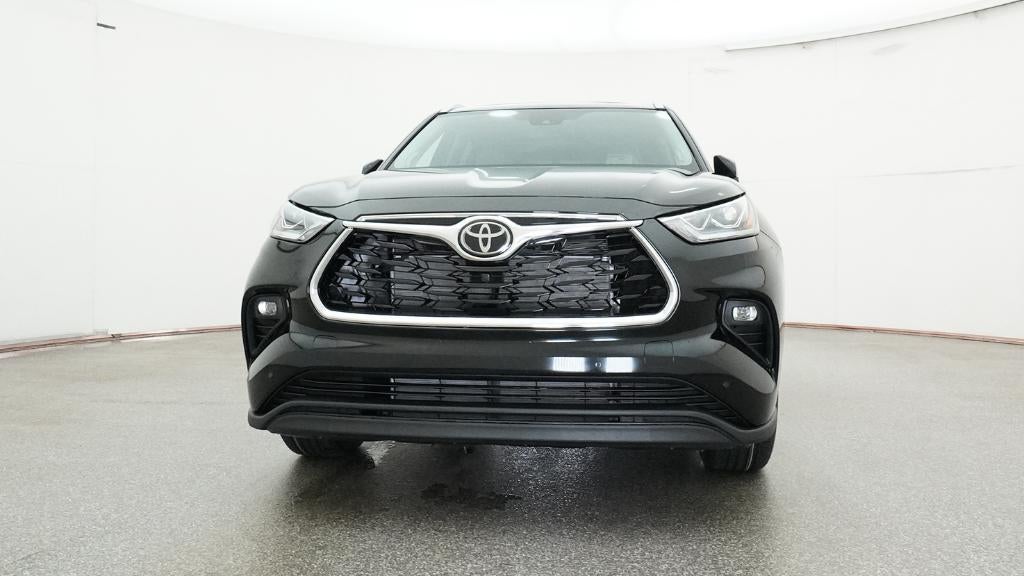 2026 Toyota Highlander Limited