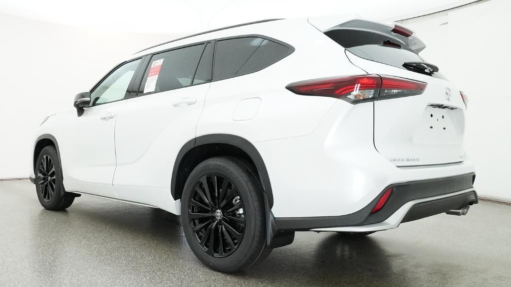 2026 Toyota Highlander XSE