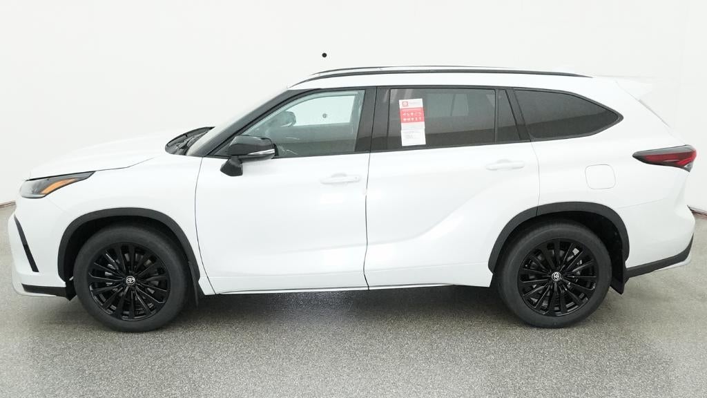 2026 Toyota Highlander XSE