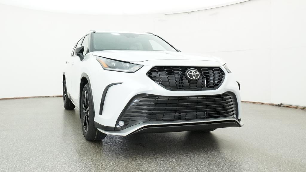 2026 Toyota Highlander XSE