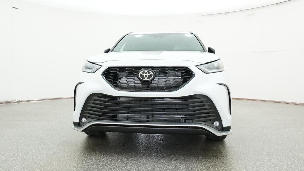 2026 Toyota Highlander XSE