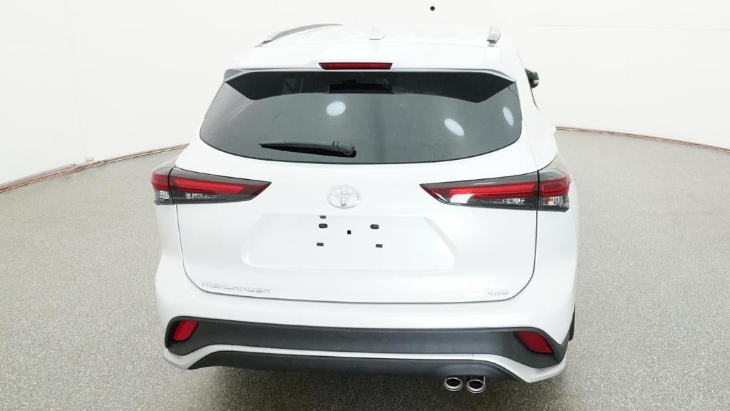 2026 Toyota Highlander XSE