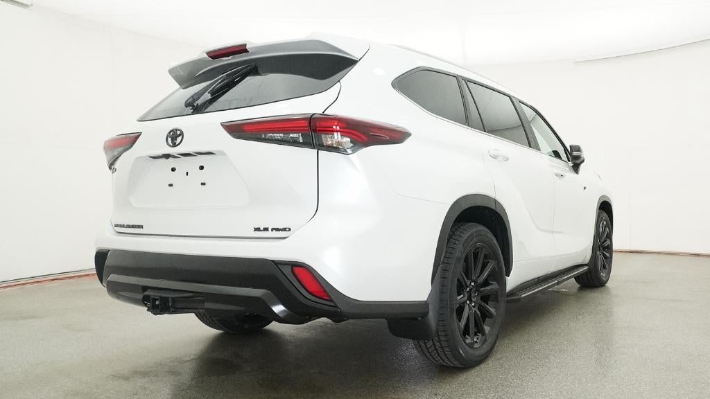 2026 Toyota Highlander XLE