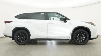 2026 Toyota Highlander XLE