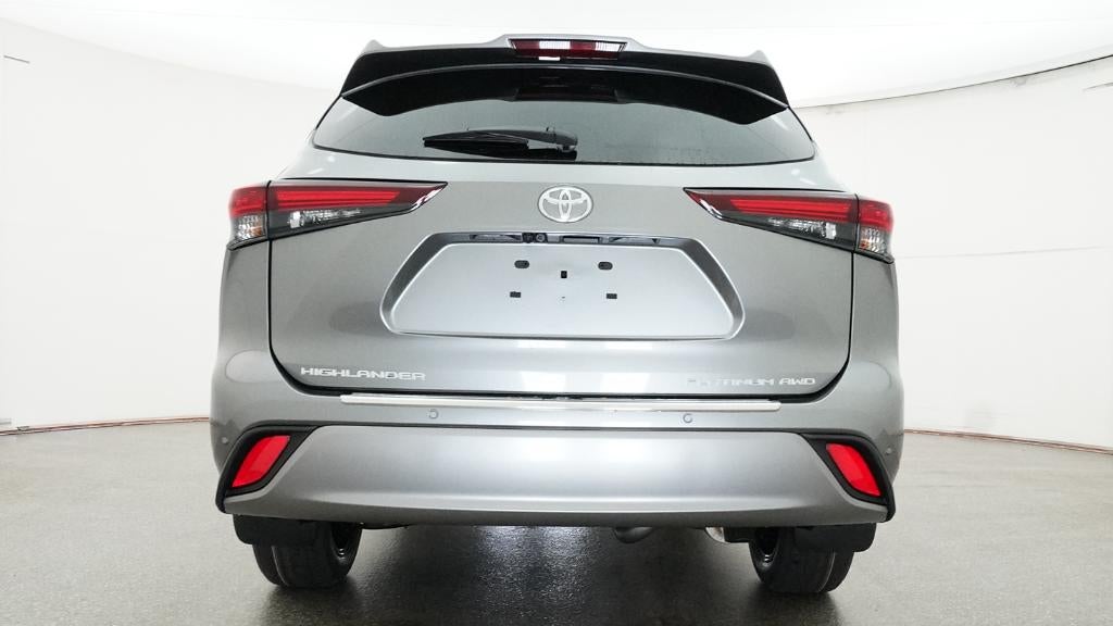 2026 Toyota Highlander Platinum