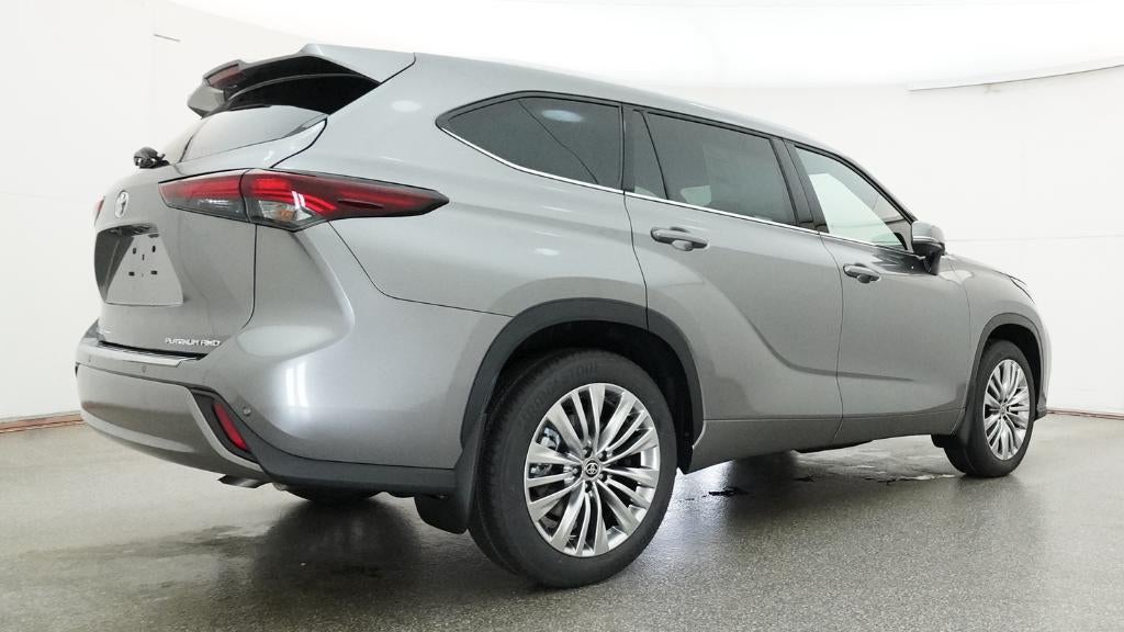 2026 Toyota Highlander Platinum