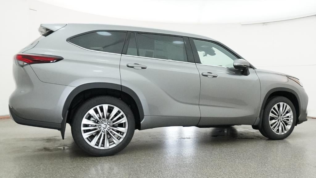 2026 Toyota Highlander Platinum