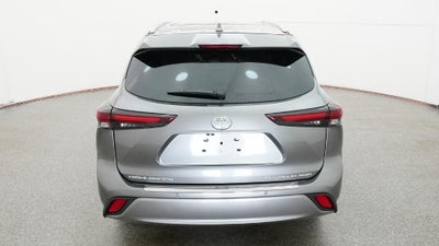 2026 Toyota Highlander Platinum