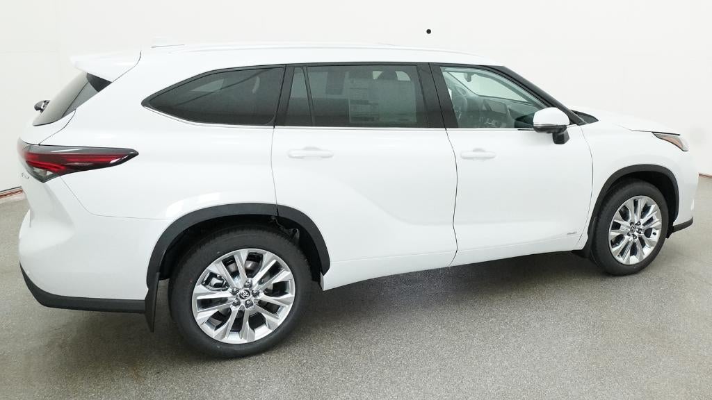 2026 Toyota Highlander Hybrid Limited