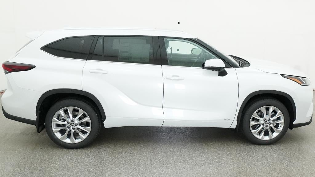 2026 Toyota Highlander Hybrid Limited