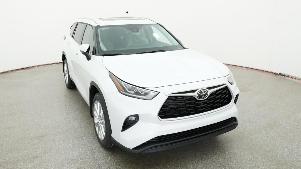 2026 Toyota Highlander Hybrid Limited