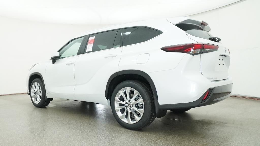2026 Toyota Highlander Hybrid Limited