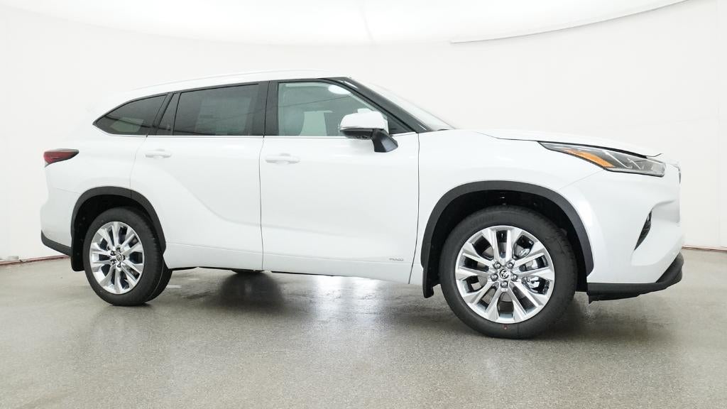2026 Toyota Highlander Hybrid Limited