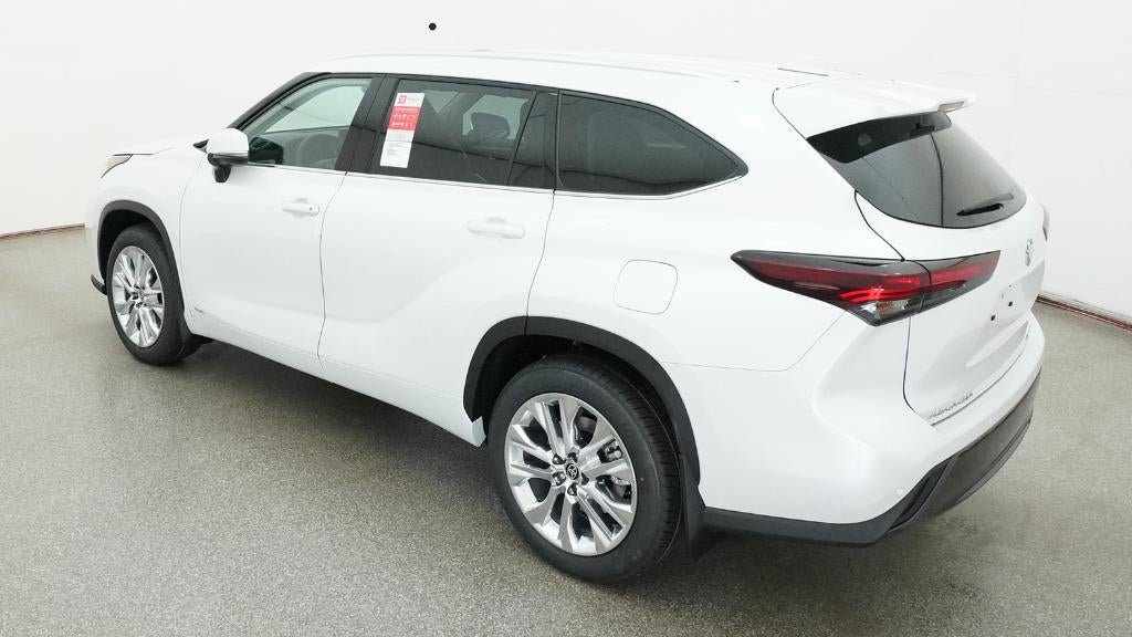 2026 Toyota Highlander Hybrid Limited