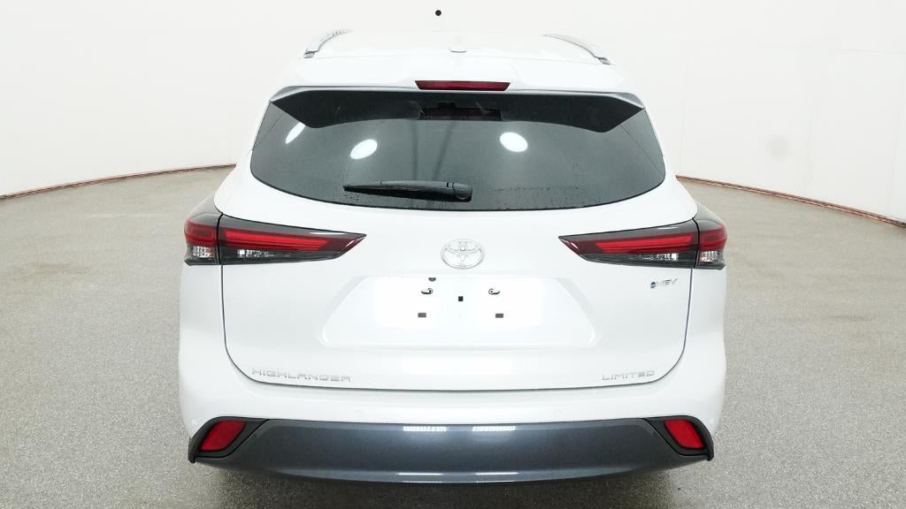 2026 Toyota Highlander Hybrid Limited
