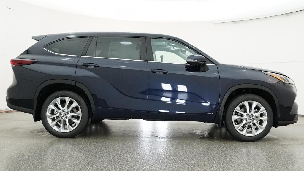 2026 Toyota Highlander Hybrid Limited