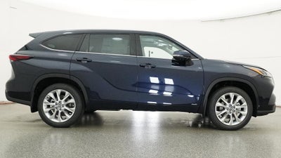 2026 Toyota Highlander Hybrid Limited