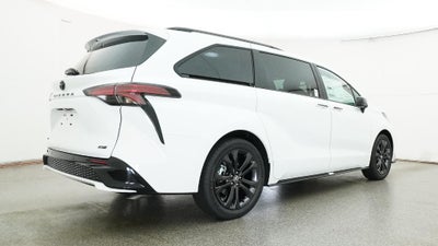 2026 Toyota Sienna XSE