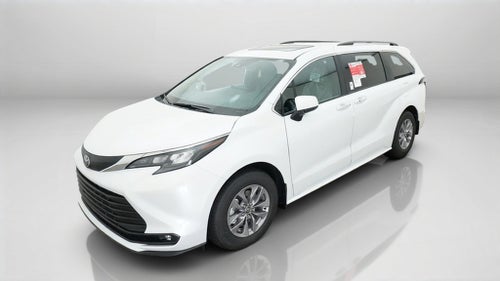 2026 Toyota Sienna XLE