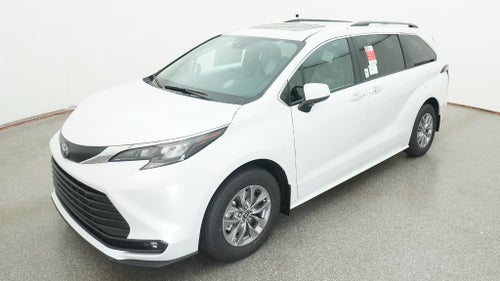 2026 Toyota Sienna XLE